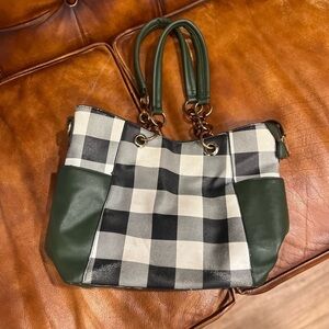 Mia K Collection handbag in GUC